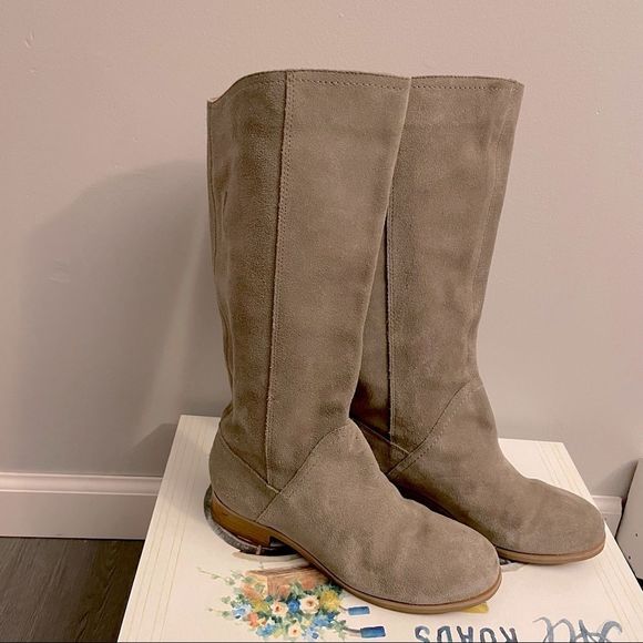 Timberland Shoes - Timberland Earthkeepers Midcalf Pull-on Boots | Size 8 1/2 | Suede and Leather